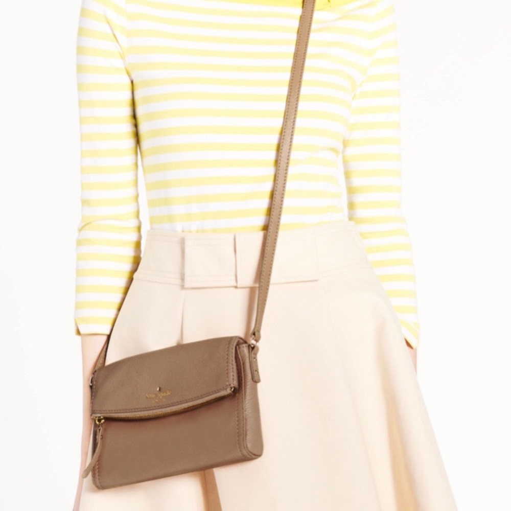 Kate Spade cobble hill mini Carson
